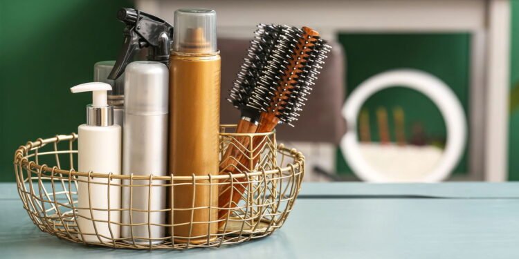 Um segredo nos rótulos de produtos de cabelo que você precisa conhecer