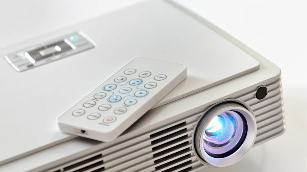 Esses são os melhores modelos de projetores para uma experiência de cinema em casa