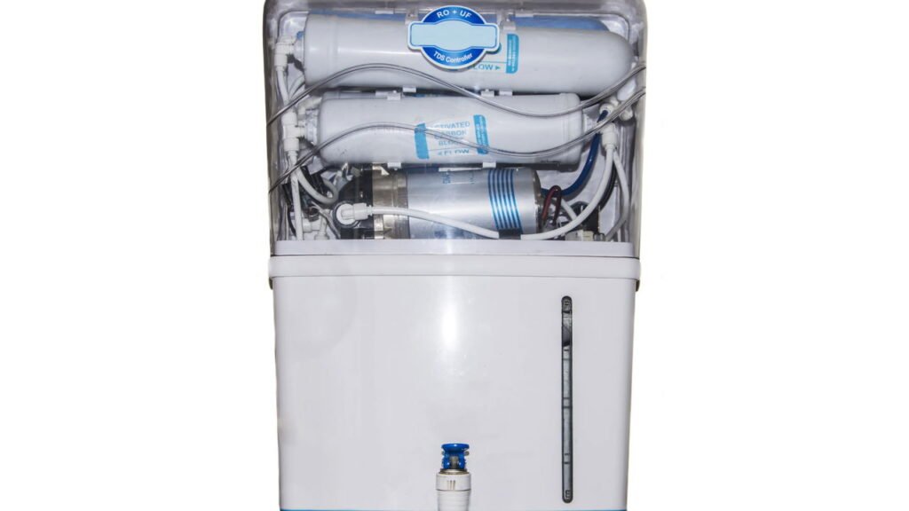 Este simples aparelho pode mudar a qualidade da água da sua casa e te manter saudável para o dia a dia