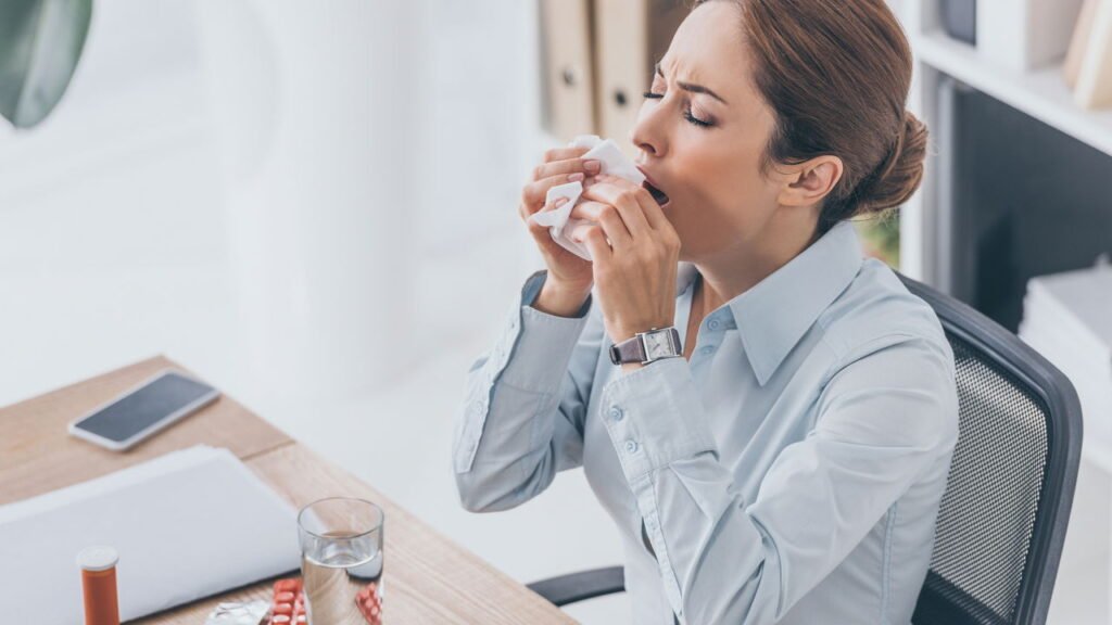 Quais os perigos de segurar um "espirro"?