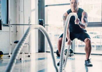 Pequena rotina matinal de 10 minutos que acelera o metabolismo