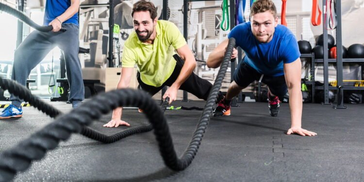 O treino intervalado que acelera emagrecimento em pouco tempo