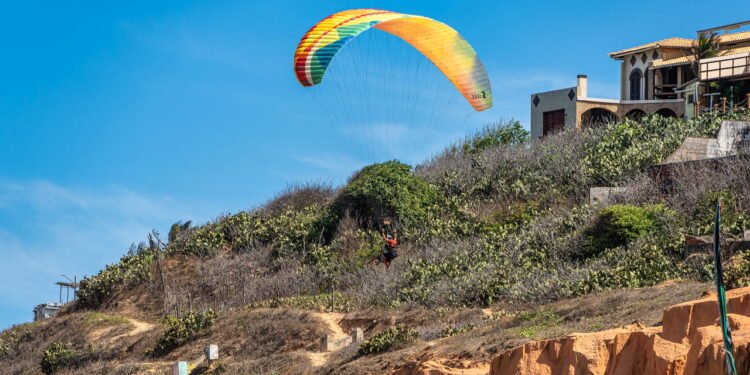 Essa cidade litorânea combina história, beleza natural e estrutura urbana