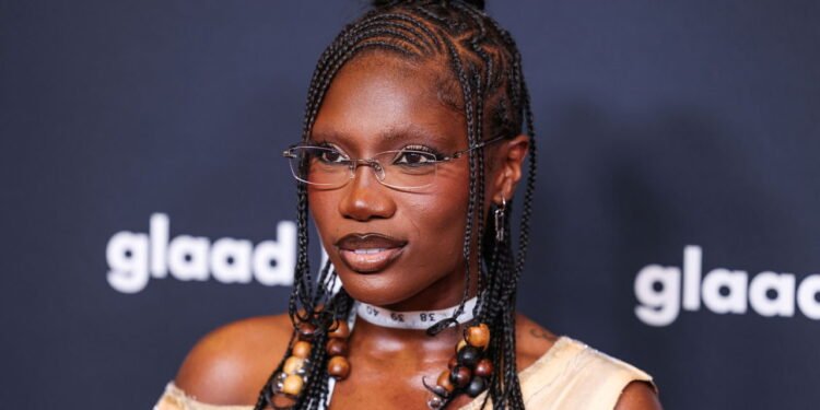 Rapper norte-americana chama atenção com talento e fortuna milionária