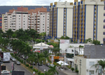 A cidade dos parques aquáticos está atraindo milhões com suas águas termais