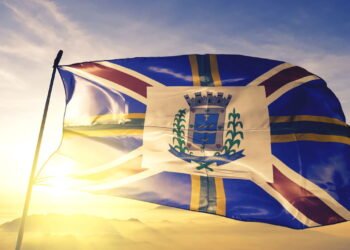 Conheça a cidade brasileira que mais emigra para os EUA