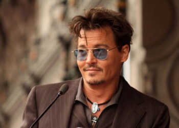 Ator icônico de Hollywood encanta internautas com seu império