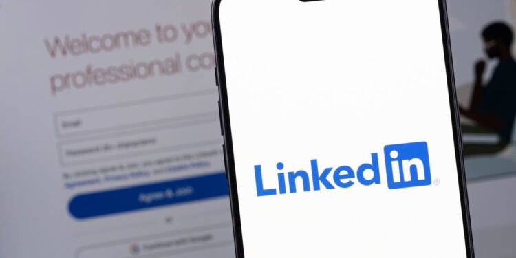 LinkedIn lança ferramenta com IA que promete revolucionar suas buscas