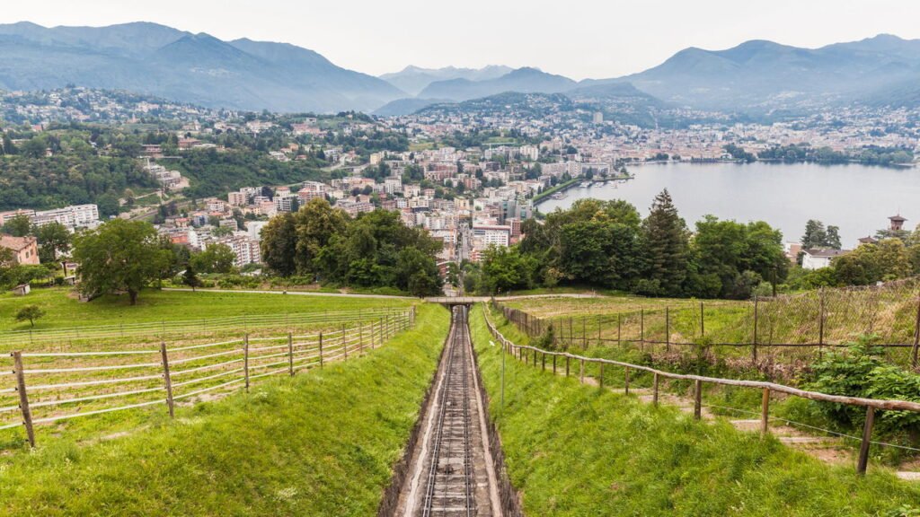 Essa cidade suíça tem um segredo que atrai milionários e estudantes
