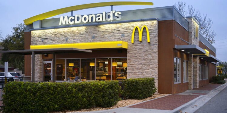 McDonald's anunca retorno de lanche encerrado há 5 anos