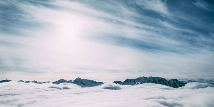 Nuvem de proporção surpreendente é encontrada próxima a Terra