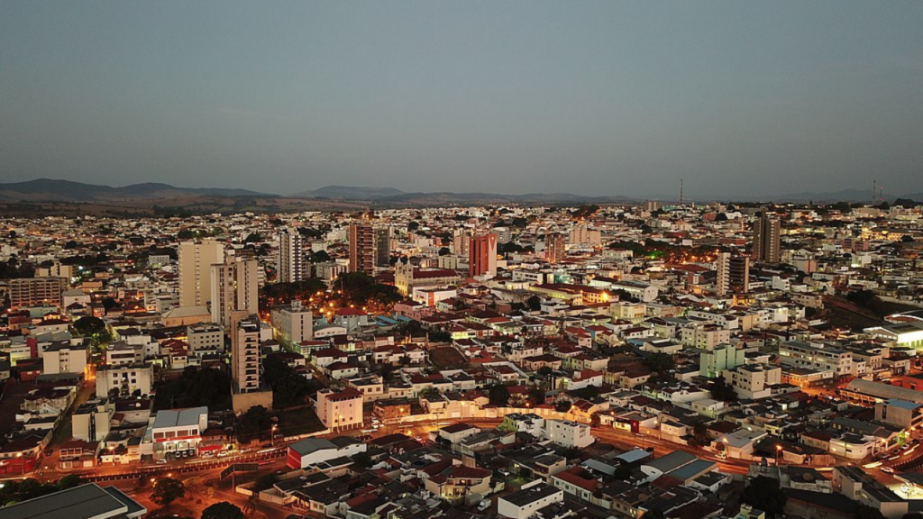 Essa cidade mineira une comércio forte, ensino de qualidade e urbanismo