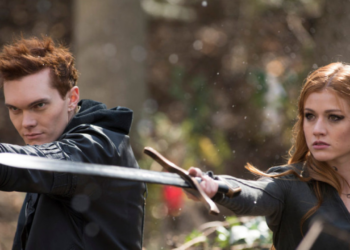 Amor proibido, segredos e batalhas sobrenaturais