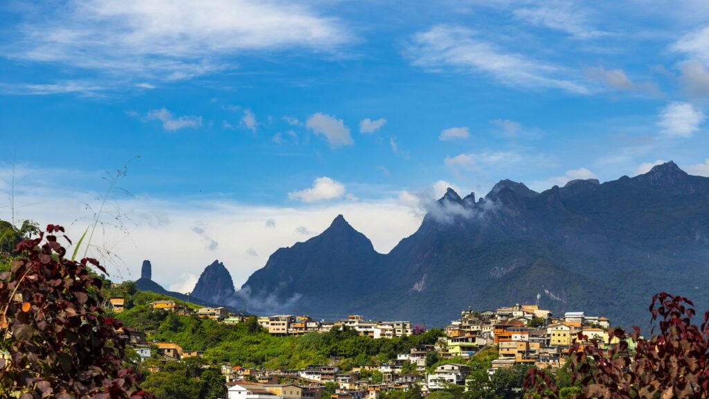 Um dos destinos mais completos da serra fluminense para viver ou visitar
