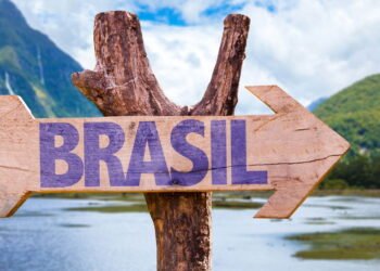 Cidade isolada no Acre revela um Brasil pouco conhecido e cheio de vida