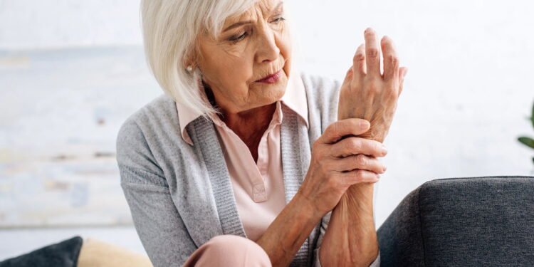 Novo método promete diagnosticar a artrite em minutos