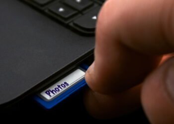 Como fazer backup de fotos direto pelo celular de forma prática