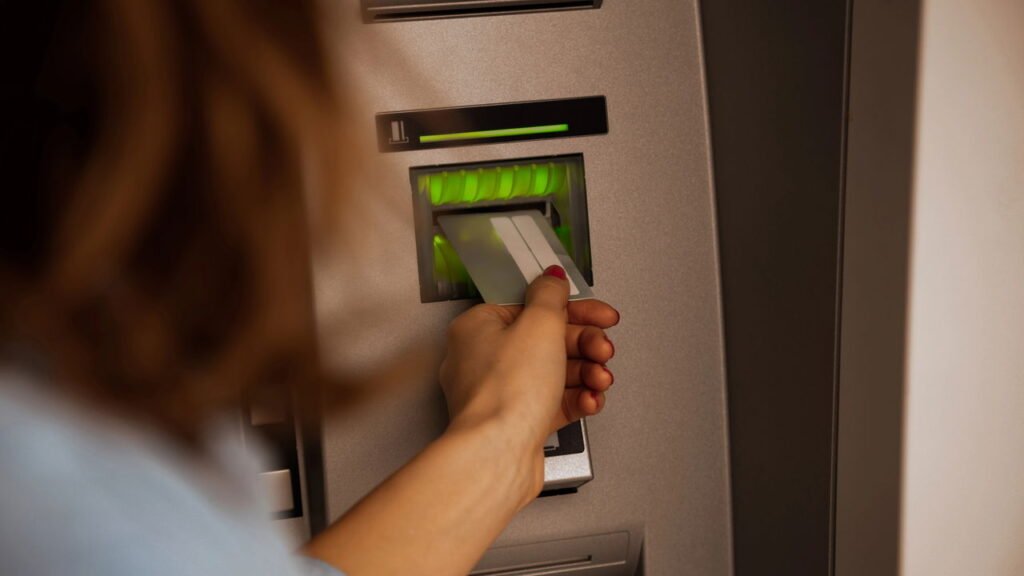 Alerta importante para todos que possuem conta poupança no Brasil