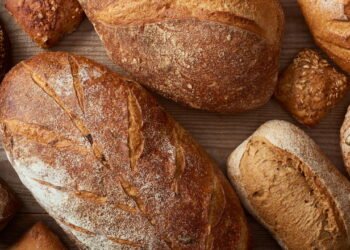 Seu café da manhã nunca mais será o mesmo com essas receitas de pão caseiro