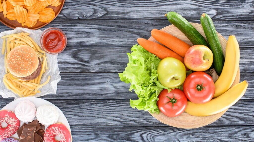 4 hábitos noturnos que você precisa abandonar para controlar o colesterol