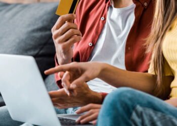 Alerta importante para quem vai comprar online no dia das mães