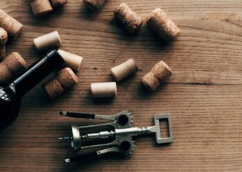 Truques para transformar corchos usados em decoração charmosa