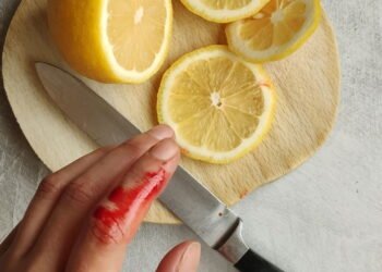 Feriu o dedo? Saiba quando um corte exige cirurgia