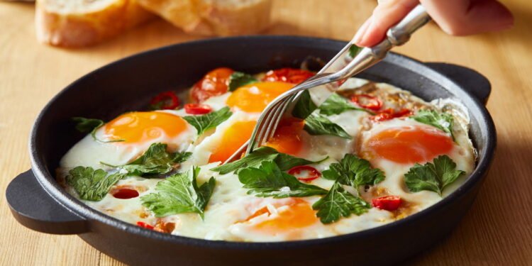 O jeito mais saudável de cozinhar ovos e preservar os nutrientes