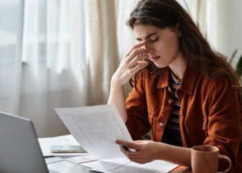 Esses hábitos no trabalho podem estar te causando depressão sem você saber