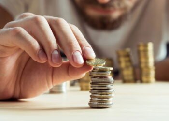 Guia completo do CadÚnico para quem mora sozinho, veja como funciona