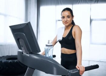 O truque para lavar suas roupas de academia e durar mais tempo