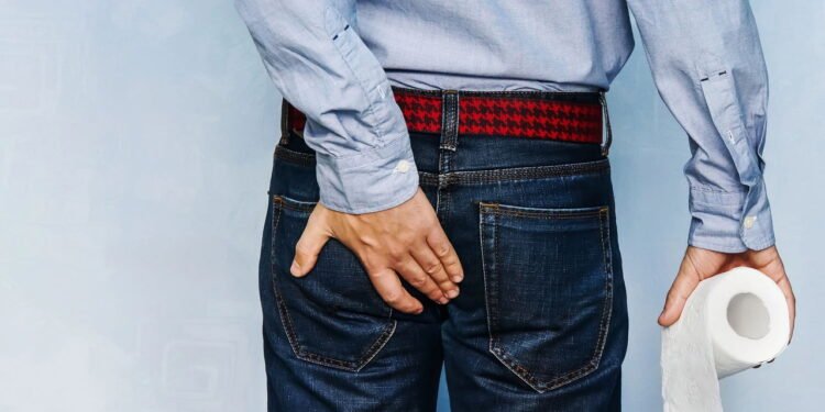 hemorroidas externas ou internas? entenda as diferenças e os cuidados - Créditos: depositphotos.com / diy13@ya.ru