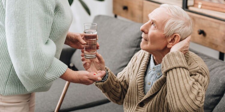 Quem está na terceira idade pode fazer essa rotina de 10 dias e se hidratar como nunca antes!