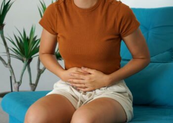 Comer essas 5 coisas diariamente pode acabar com o inchaço sem remédio