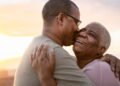 Por que alguns casais duram para sempre? Os segredos do amor duradouro