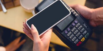 Alerta importante para todos que pagam por aproximação neste mês