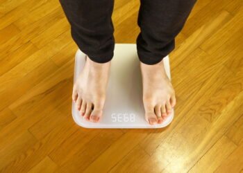 Esse é o melhor horário do dia para se pesar, de acordo com especialistas