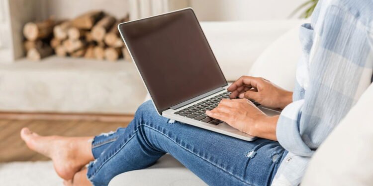 Ficar sentado o dia inteiro pode estar causando isso no seu cérebro