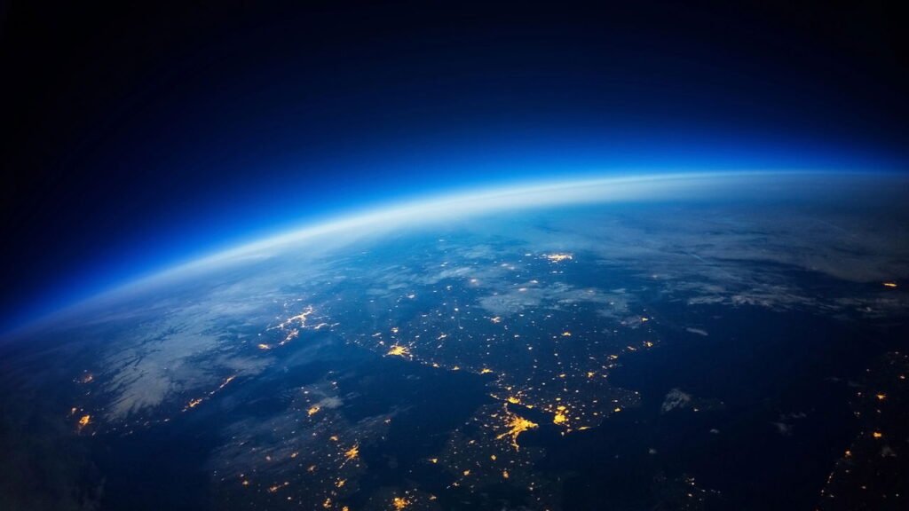 Cientistas descobrem planeta perdido dentro da Terra, entenda