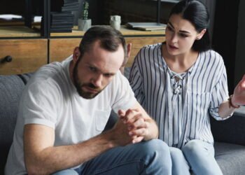 Psicólogo revela a frase que arruína qualquer relacionamento