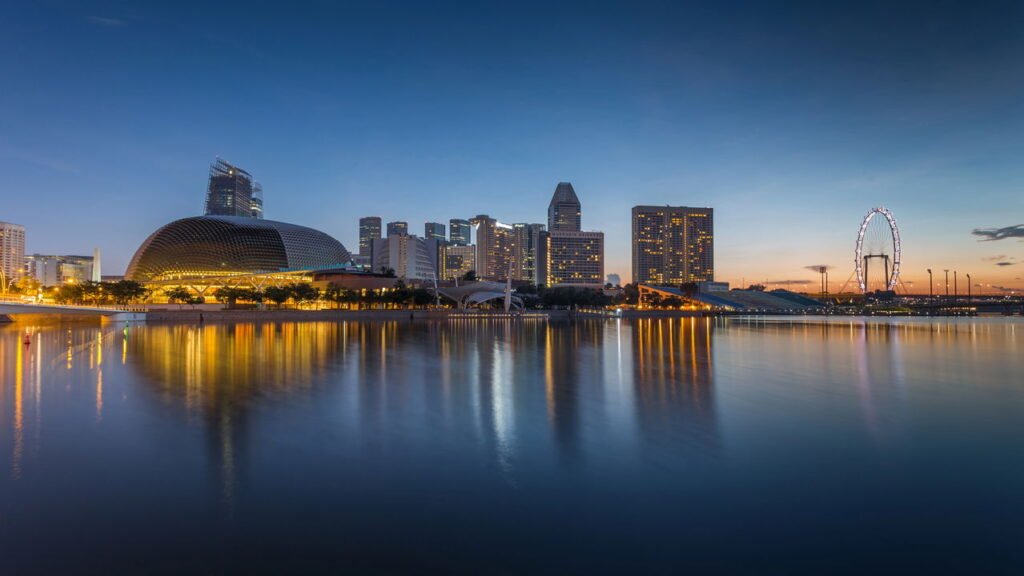 Um dos países mais seguros do planeta está atraindo profissionais de todos lugares, inclusive brasileiros em busca de oportunidades