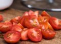 Tenha tomate-cereja em casa o ano todo com estas dicas simples