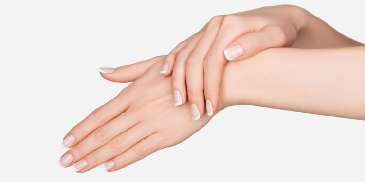 A prática que pode arruinar suas mãos se você ignorar este alerta