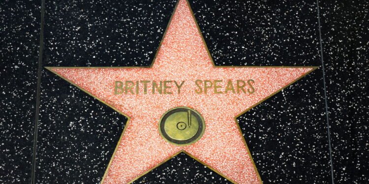 Você nem imagina quanto vale a fortuna da princesa do pop