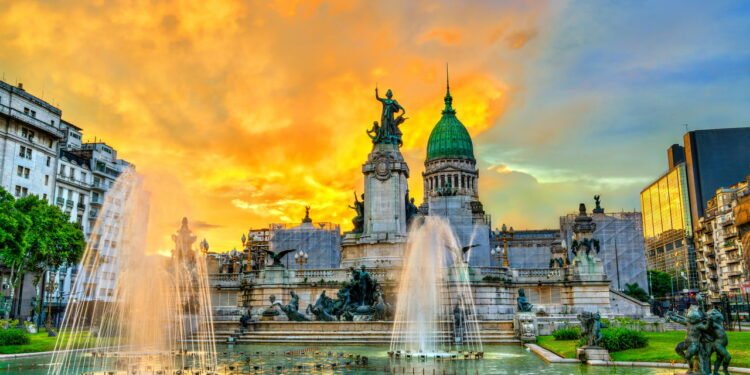 O país de primeiro mundo que recebe brasileiros mesmo sem passaporte