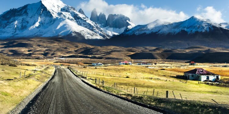 7 mil quilômetros de histórias cultura e mistérios vivos nos Andes
