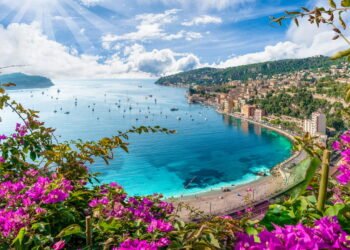 Os destinos mais incríveis da França que vão além de Paris