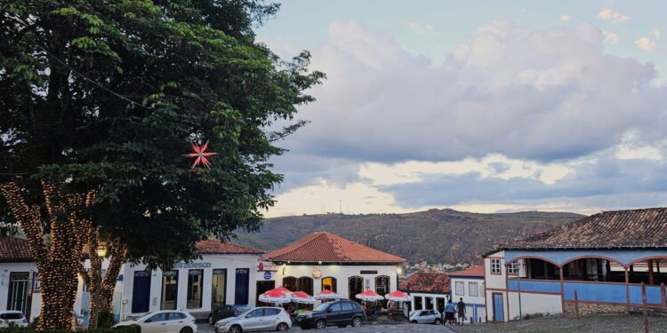 Uma cidade mineira esconde a trilha mais poética do Brasil