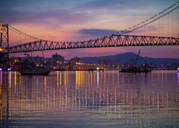 A cidade brasileira que une mar, natureza e inovação como nenhuma outra
