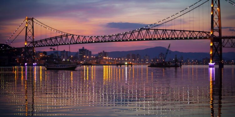 A cidade brasileira que une mar, natureza e inovação como nenhuma outra